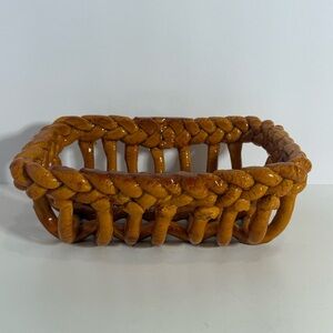 Unique Basket Weave Bread Basket Bowl Brown Beige Realistic